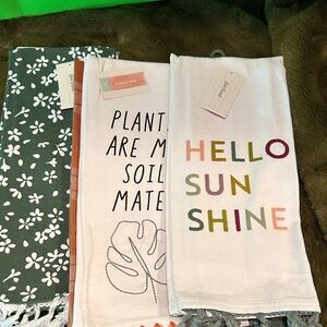 Colorful Text Hand Towels Set